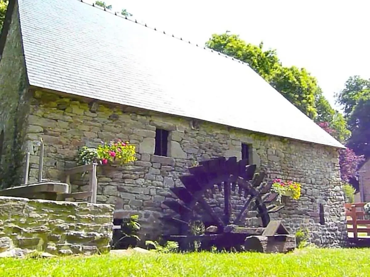Moulin De La Touche - Manoir Piscine Nature Plouguenast-Langast Frankrig